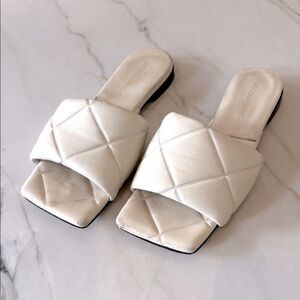 Bottega Veneta Cream Quilted Sandals